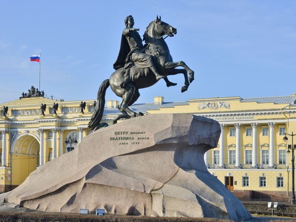 Соборы Петербурга: Смольный, Исаакиевский, Казанский и Николо-Богоявленский - фото 4