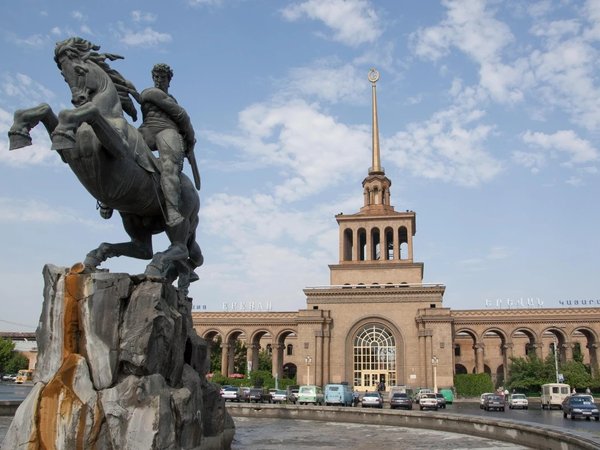 Армения — для любви: свадебное путешествие для пары по главным достопримечательностям - фото 4