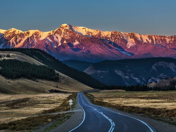 Волшебный Алтай: на джипах и пешком по предгорьям и склонам - фото 3