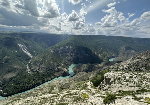 Все многообразие Сулакского каньона с посещением пещер Нохъо
