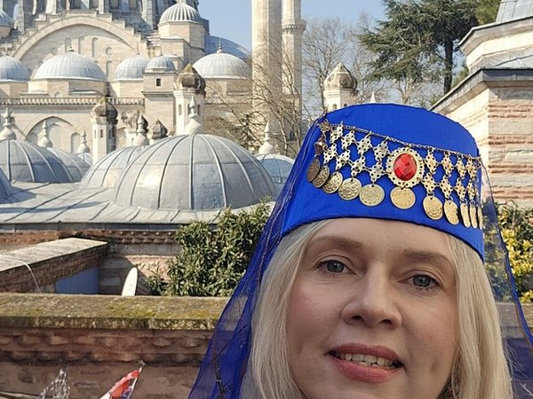 В гостях у османского паши: фото в костюмах, мозаичные лампы и кофе на песке - фото 4