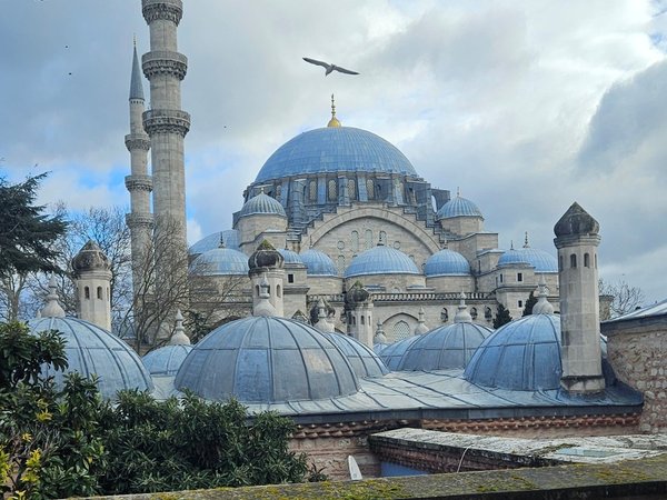 В гостях у османского паши: фото в костюмах, мозаичные лампы и кофе на песке - фото 3