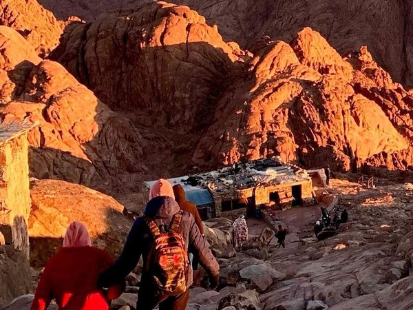 Сакральные вершины: на гору Моисея и в монастырь святой Екатерины (в группе) - фото 3