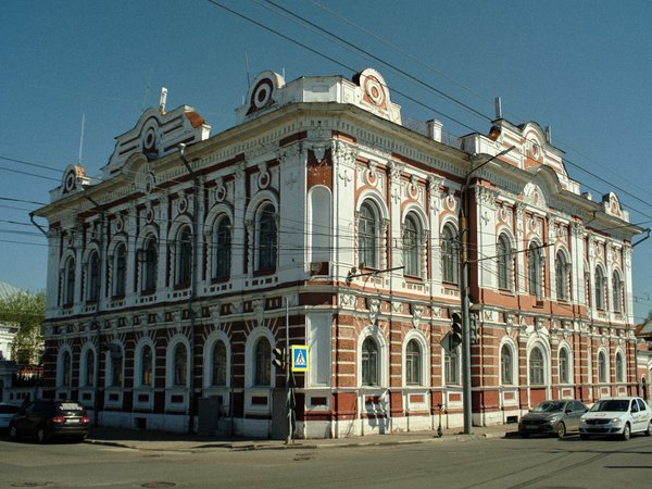 Ярославль в камне и дереве