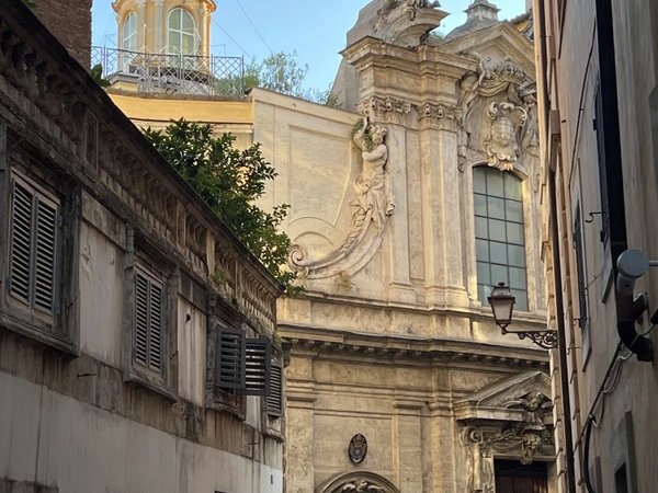 Рим как зеркало души: в поисках смыслов и ценностей