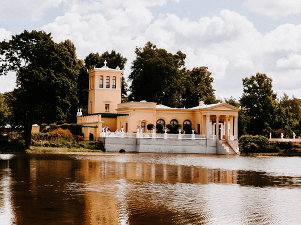 Не фонтаны: прогулка по непарадному Петергофу - фото 1