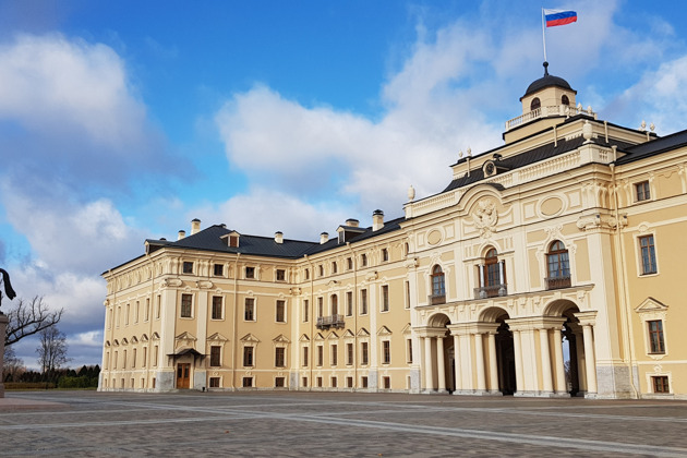 Фото - экскурсия: Экскурсия по Константиновскому дворцу с дегустацией в старинных погребах