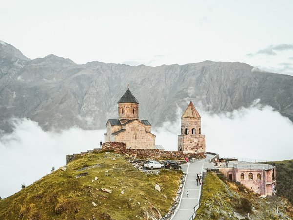 Казбеги: главные и нетуристические тропы из Кутаиси - фото 4