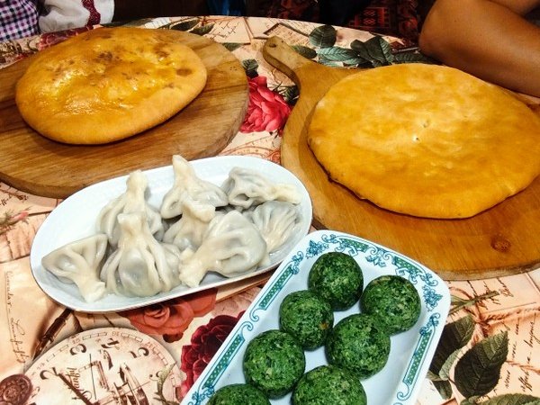Готовим чвиштари, чихиртму и чурчхелу в Кутаиси
