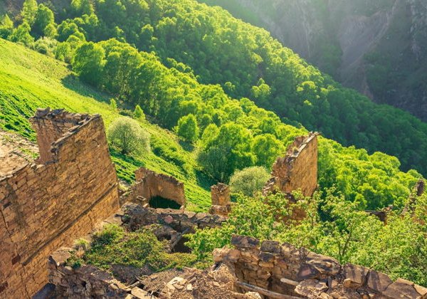Горный аул-призрак Гамсутль, Чохские террасы и Салтинский водопад  - фото 2