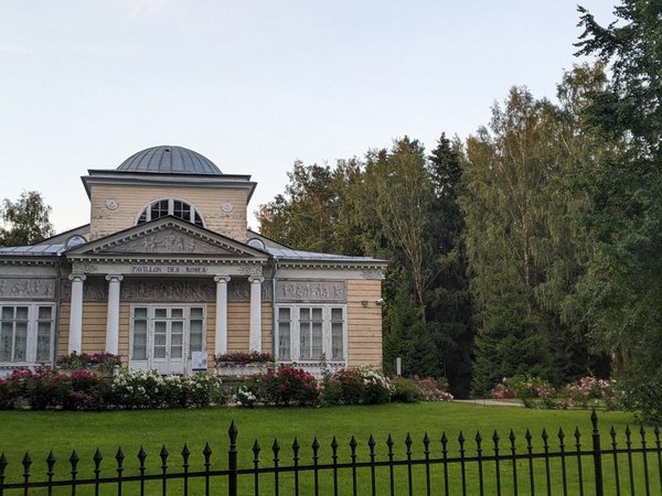 Неповторимое очарование Павловского парка: экскурсия на велосипеде - фото 4