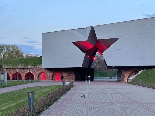 Однодневное путешествие из Минска в Брест с посещением Брестской крепости - фото 1