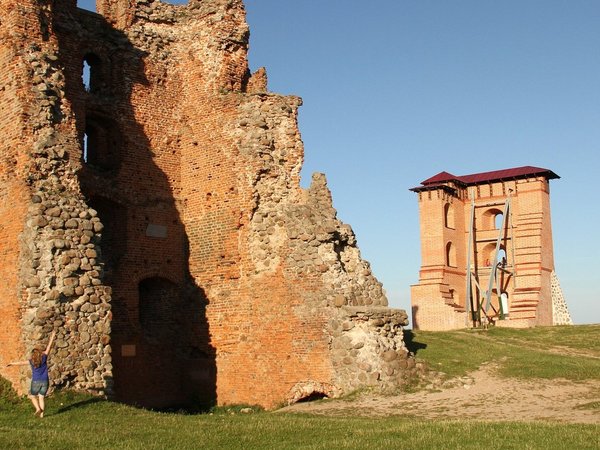 Лидский, Новогрудский, Несвижский и Мирский — четыре стража Беларуси - фото 4