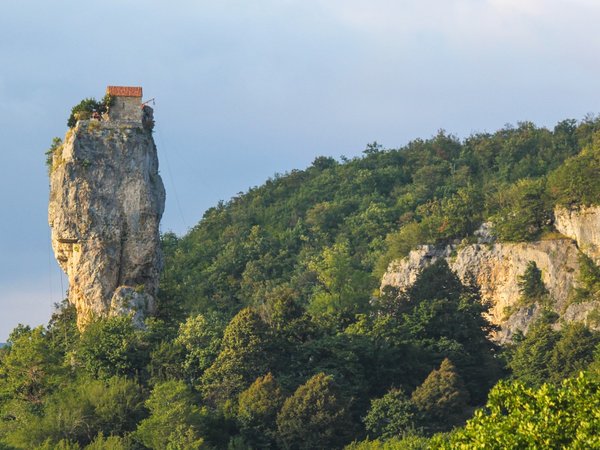 Чиатура — город канаток + столп Кацхи
