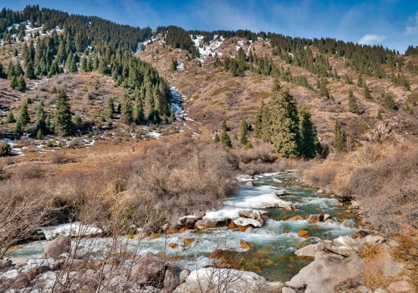 Однодневный тур к озеру Кёл-Когур в Кыргызстане - фото 1