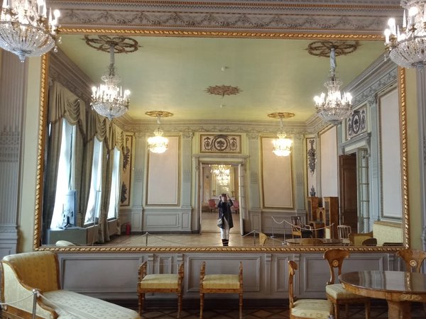 Экскурсия по особняку Румянцева и прогулка по набережной