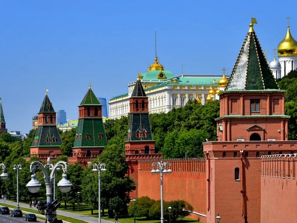 Истории и загадки каменных стражей Кремля
