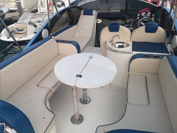 Прогулка на яхте Velvette 29 в Адлере - фото 3