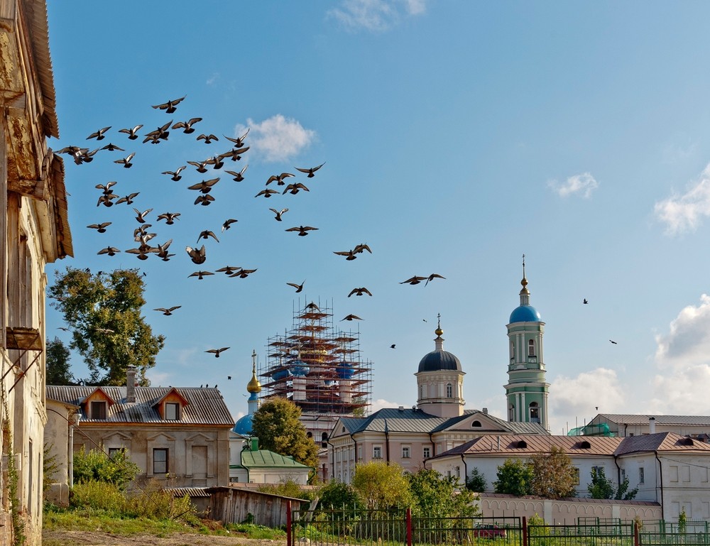 Оптина пустынь и Шамордино: культовые святыни Калужской области