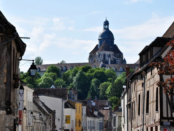 Из Парижа — в средневековый Провен (Provins)