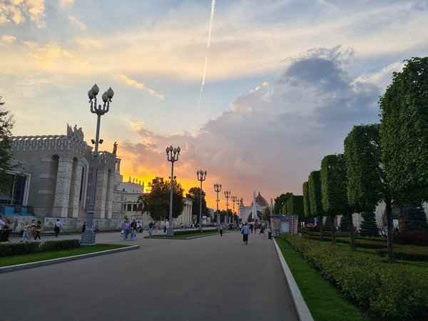 Мобильный квест в Москве «ВДНХ: путешествие сквозь эпохи» - фото 2
