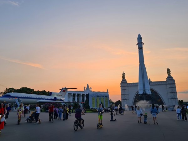 Мобильный квест в Москве «ВДНХ: путешествие сквозь эпохи» - фото 4