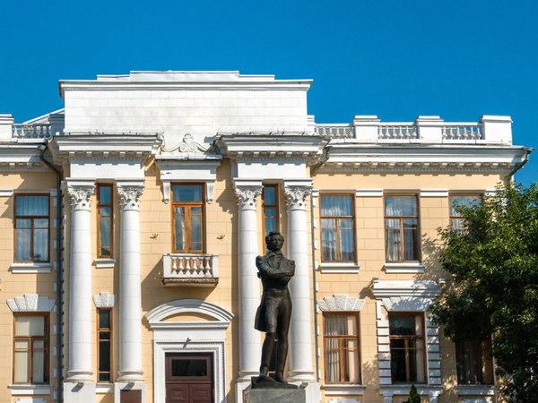 Художники, писатели и поэты в Краснодаре - фото 3