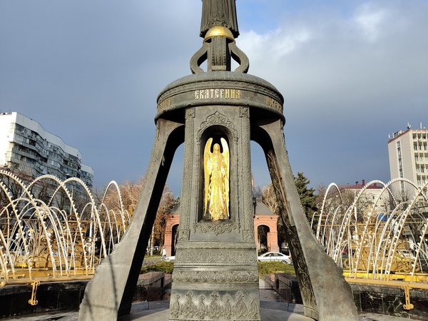 Прекрасная Красная: прогулка по главной улице Краснодара - фото 2