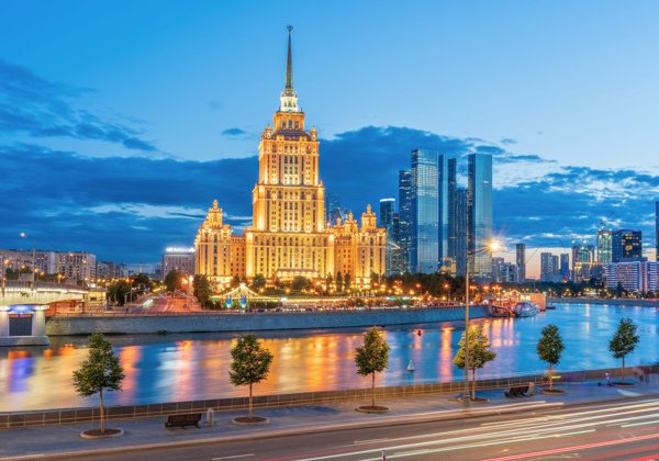 «Огни Столицы»: вечерняя обзорная экскурсия на автобусе