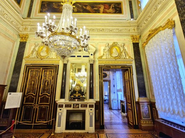 Любовь в доме Романовых: между троном и сердцем - фото 2