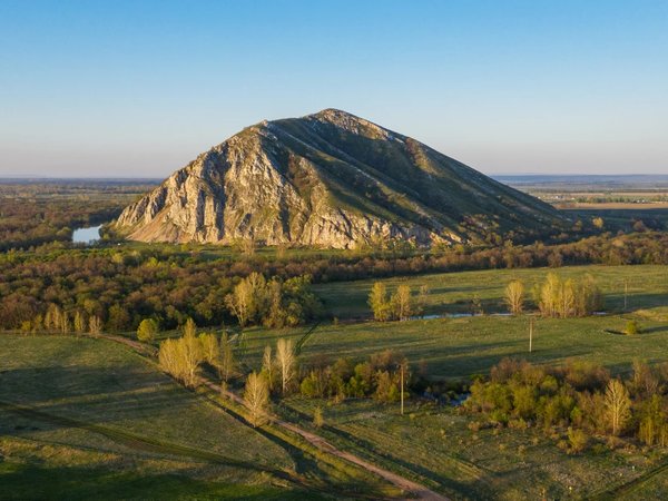 Мозаика впечатлений: Гумеровское ущелье, гора Бужатау, шиханы и Стерлитамак - фото 1
