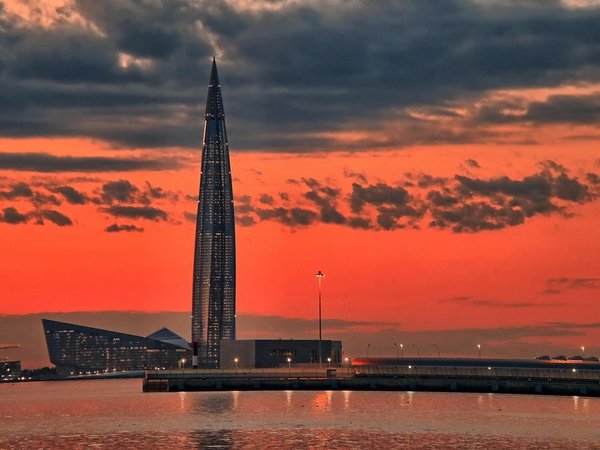 Вечерний Санкт-Петербург — от создания до современности - фото 4