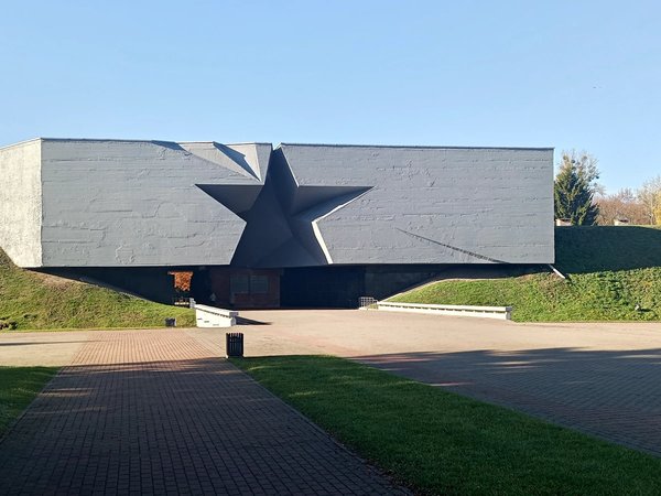 Трансфер из Минска в Брест и Беловежскую пущу