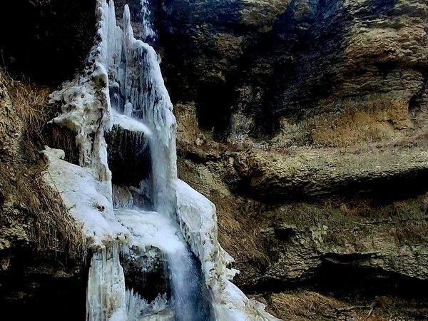 Треккинг к Кичмалкинскому водопаду через Долину красных скал (из Кисловодска) - фото 4