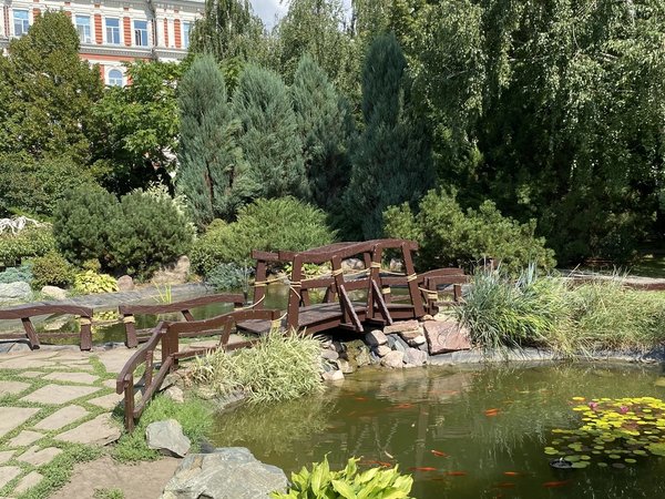 Волжский променад: 3000 шагов от рыбного промысла до космических высот - фото 1