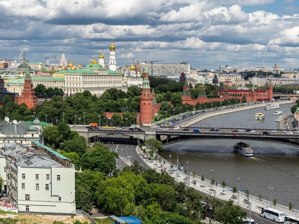 Москва с высоты колокольни храма Христа Спасителя - фото 1