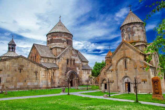 Фото экскурсии - Цахкадзор: канатная дорога, Кечарис, Дилижан: Агарцин, памятник Мимино - 3