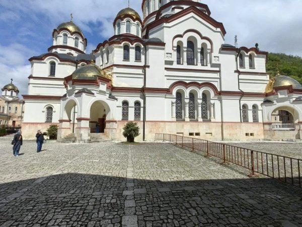 Из Пицунды в Новый Афон на кабриолете - фото 3