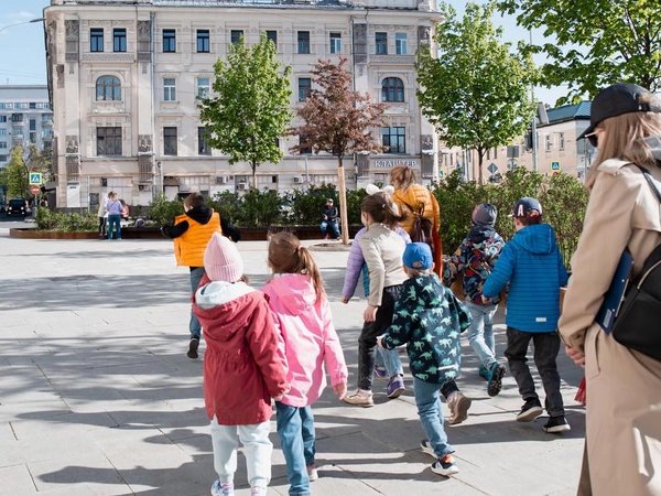 «Разноцветные дома Чистых прудов»: прогулка по Москве для детей - фото 4