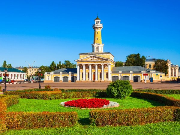 Здравствуй, государыня-Кострома! (на вашем автомобиле)