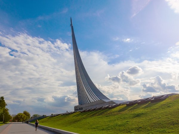 Прогулка по ВДНХ + павильон «Космонавтика и авиация» - фото 1