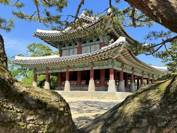 Прошлое и настоящее Южной Кореи: от крепости к небоскрёбам - фото 1