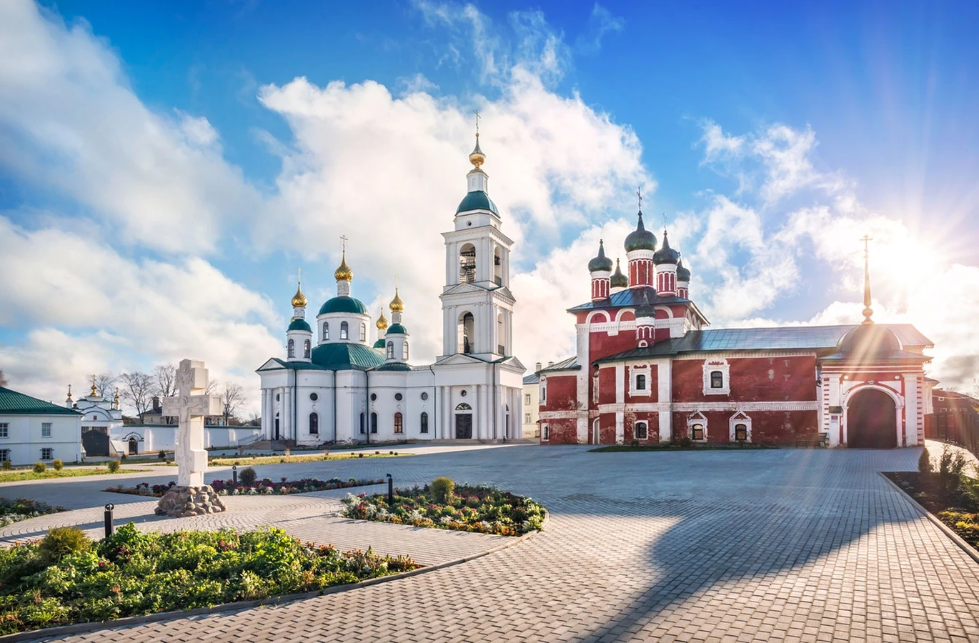 Смоленск для взрослых и детей