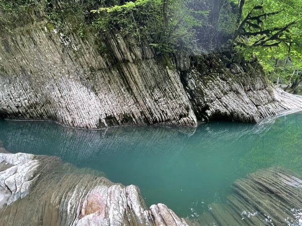 Водопады, реки и источники — на внедорожнике по окрестностям Сочи из Красной Поляны - фото 2
