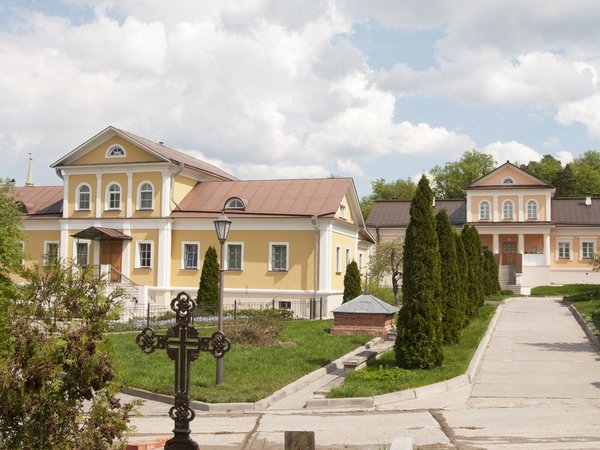 Оптина пустынь и Шамордино: по местам легендарных старцев - фото 2