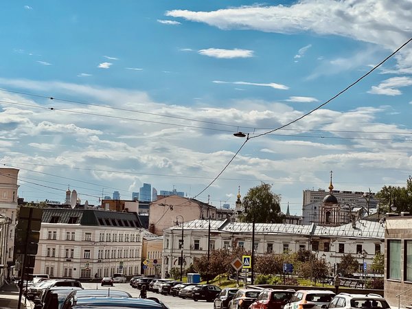Неожиданная Москва: прогулка по дворикам и переулкам с загадками и полароидом - фото 3