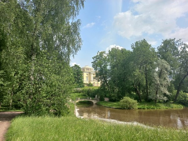 Императорские резиденции Петербурга: дворцово-парковый ансамбль в Павловске - фото 1
