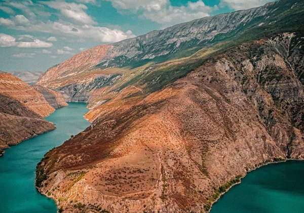 Сулакский каньон и аул Зубутли из Махачкалы
