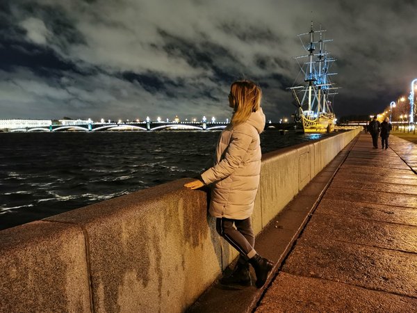 Атмосферная прогулка по ночному Петербургу - фото 2