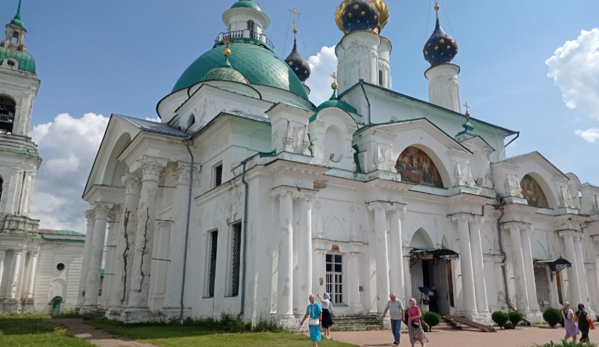 Путешествие в Древнюю Русь: 2 города Золотого кольца, село Вятское и круиз по Волге на закате